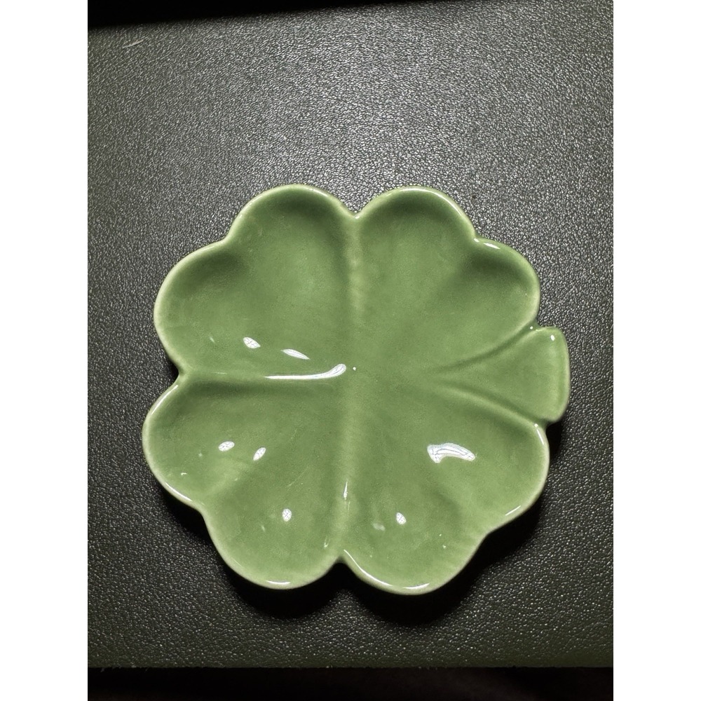 Shamrock Trinket Dish Porcelain‎ Jewelry Tray Store Display Holder